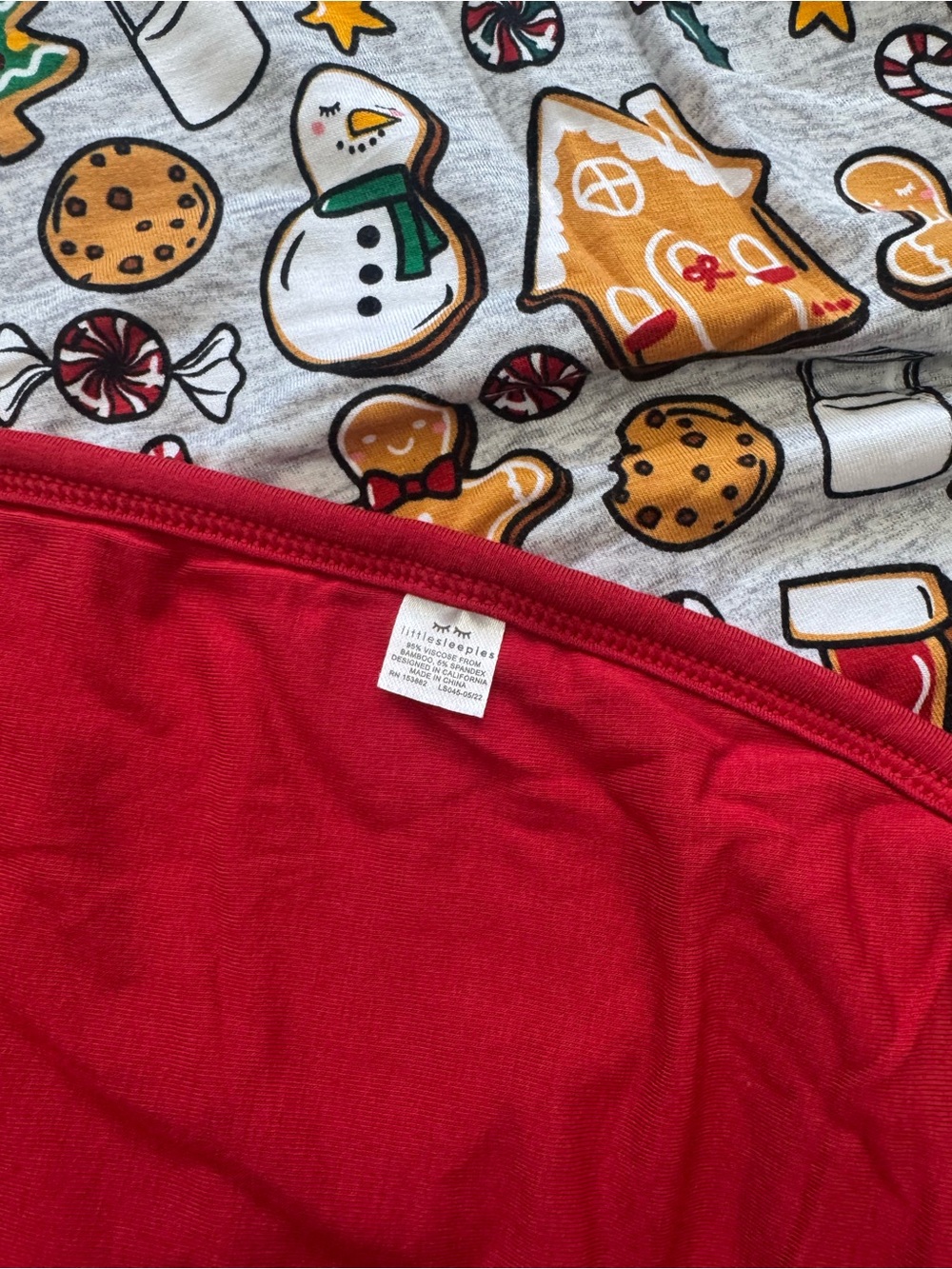 Little Sleepies Holiday Treats / Red Bamboo Cloud Blanket, Christmas Cookie